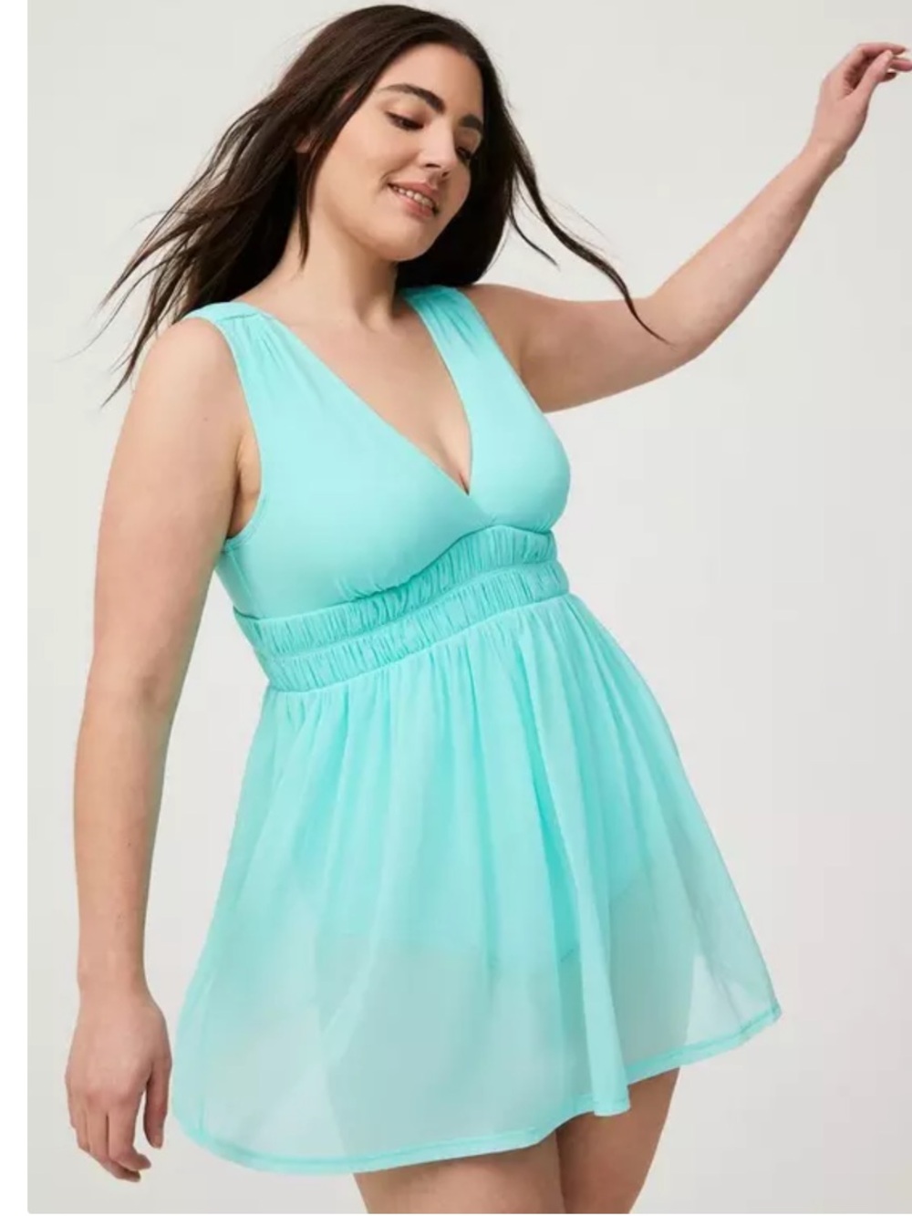 Torrid 1X NWTS MESH V-next swim dress, Flattering!